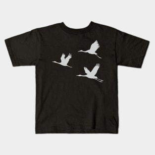 Flock of cranes (Grus grus) Kids T-Shirt